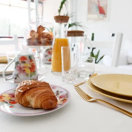 Alojamento de Acomodação e Pequeno-almoço Maison Da Paola Basiglio